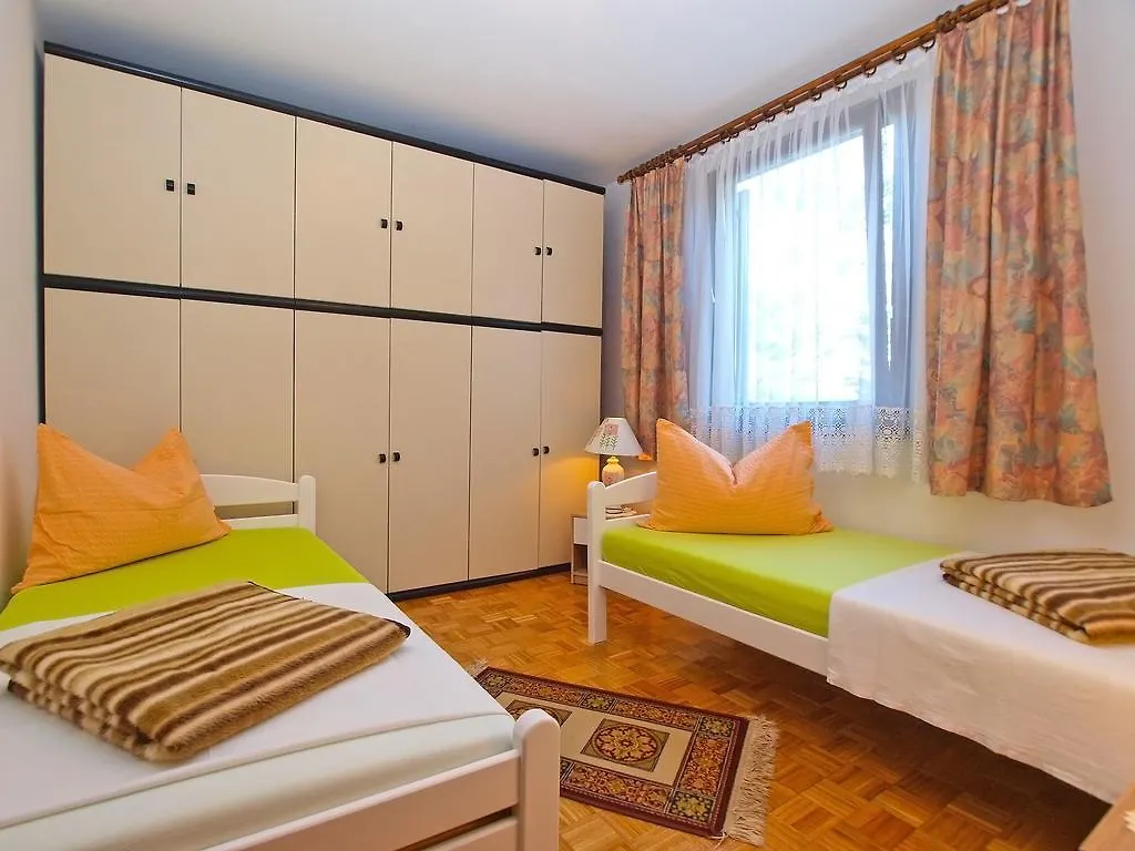 House Silvana 1461 풀라